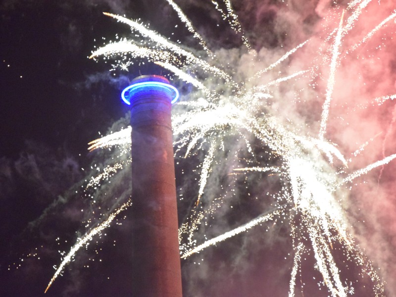 Das Feuerwerk im Landschaftspark in Duisburg war verregnet.