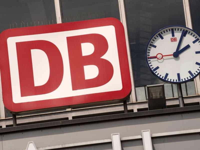 Deutsche Bahn.jpg