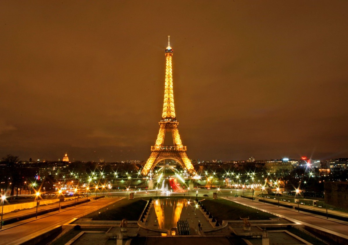 Eiffelturm Paris.jpg