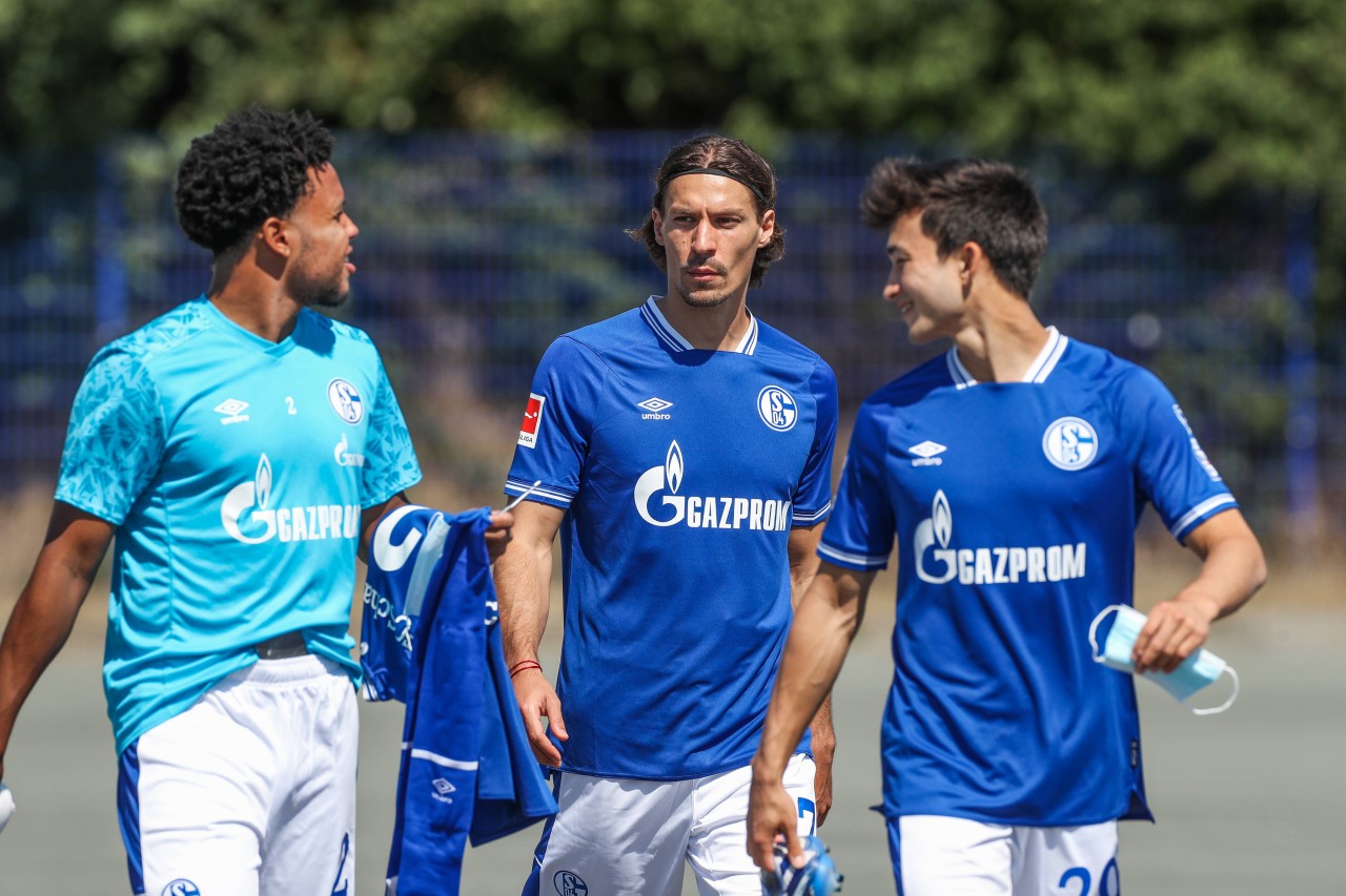 Beim FC Schalke 04 war er ein Publikumsliebling und spielt mittlerweile in der Türkei: Benjamin Stambouli (m.)