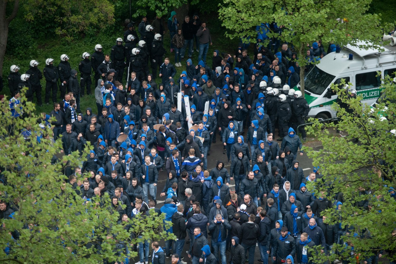 Vor der Partie Hansa Rostock gegen FC Schalke 04 kam es zu unschönen Szenen (Symbolbild)