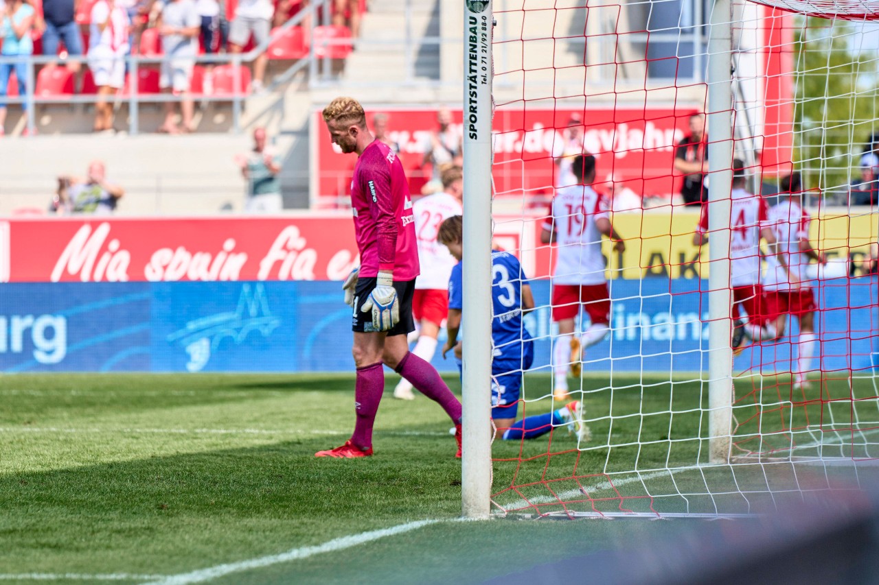 FC Schalke 04: Bei der 1:4-Niederlage war Fährmann einer der größten Verlierer.