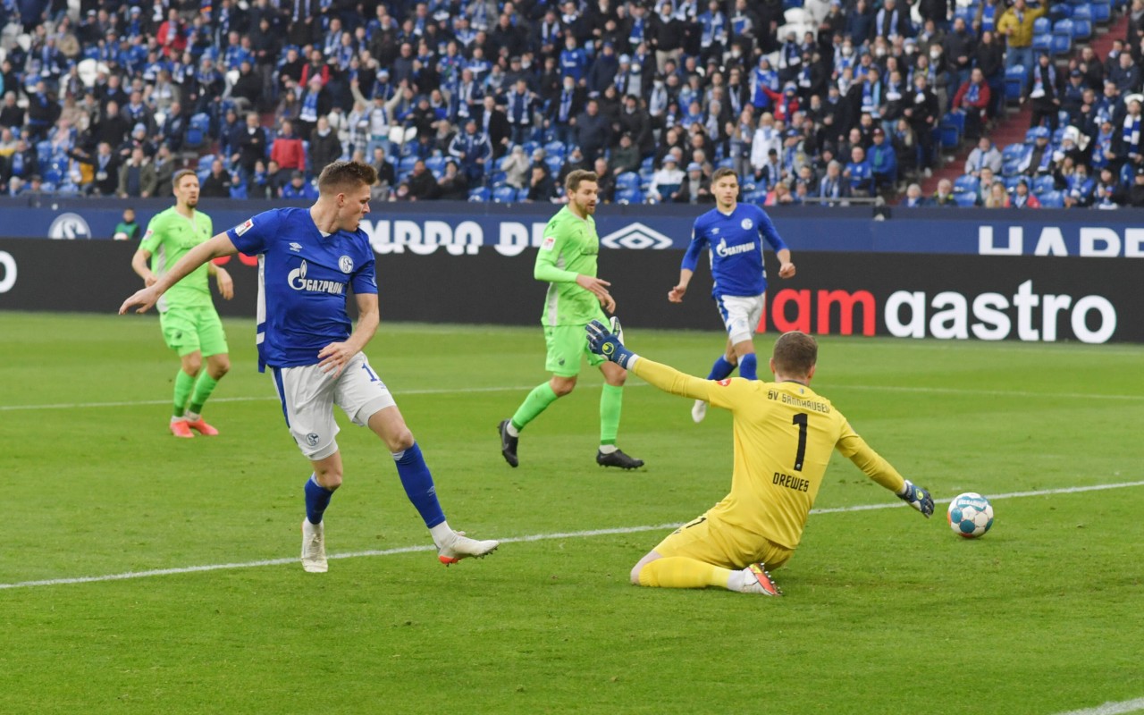 Marius Bülter vom FC Schalke 04 gehört zu den Nominierten beim „Tor des Monats“ der Sportschau.