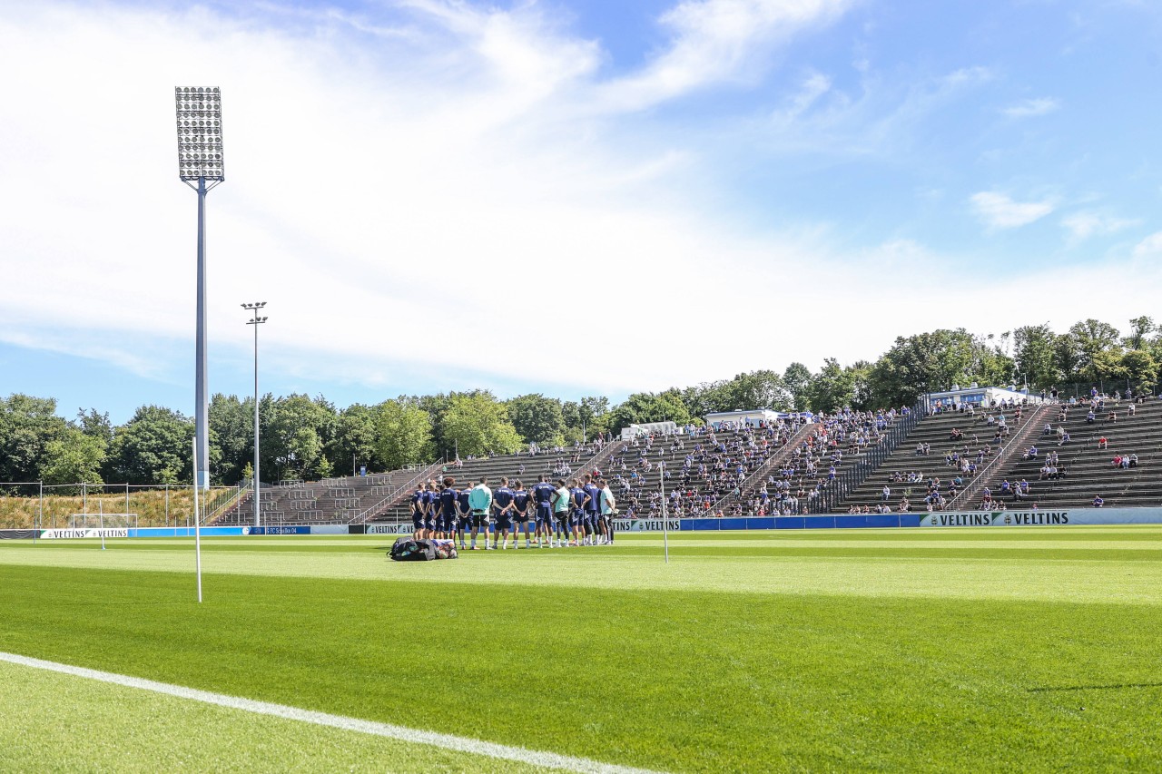 Der FC Schalke 04 hat die Saisonvorbereitung aufgenommen.