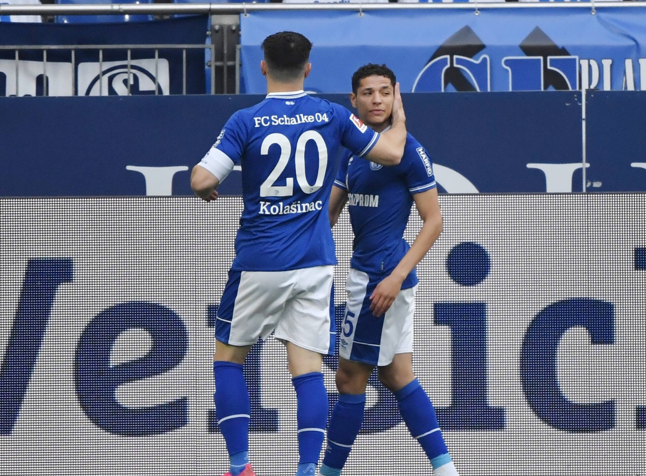 Bei Olympique Marseille würde Kolasinac auf Amine Harit treffen, den er aus seiner Schalke-Zeit bestens kennt.