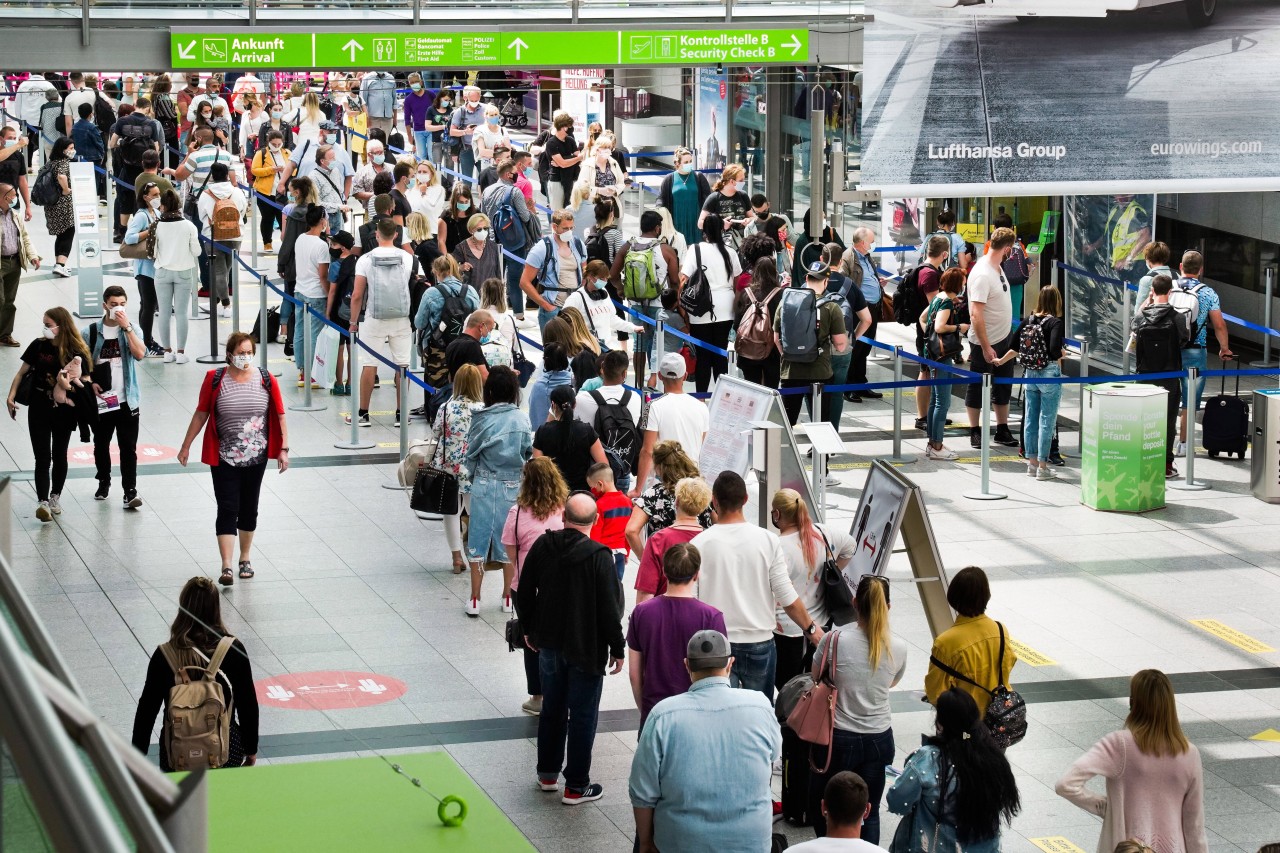 So voll war es am Flughafen Dortmund eher selten. (Archivbild)