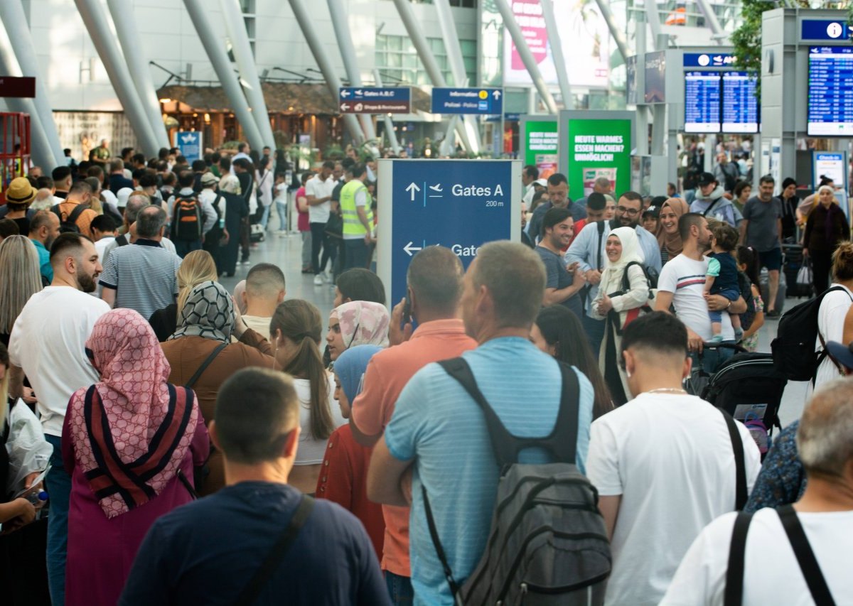 Flughafen-Düsseldorf.jpg