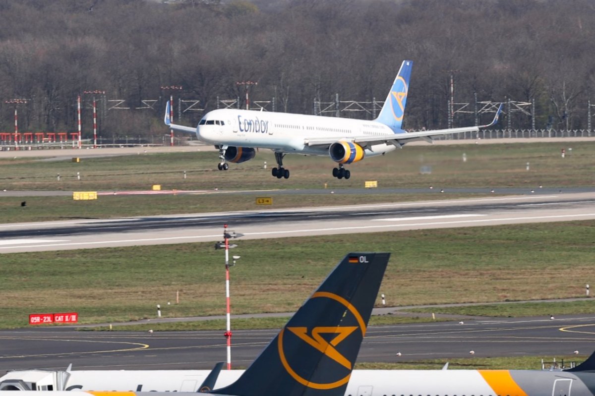 Flughafen Düsseldorf.jpg