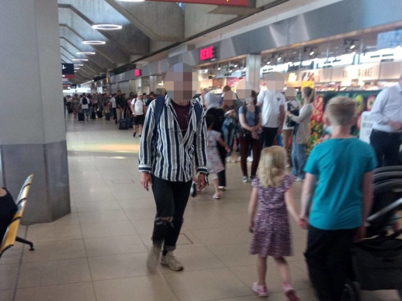 Flughafen Köln/ Bonn.jpg