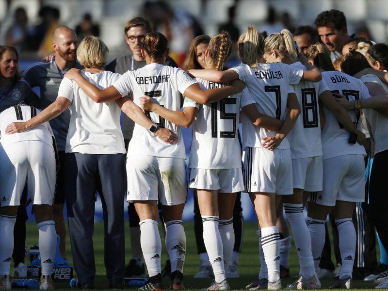 Frauen WM 2019 Deutschland Kader.jpg