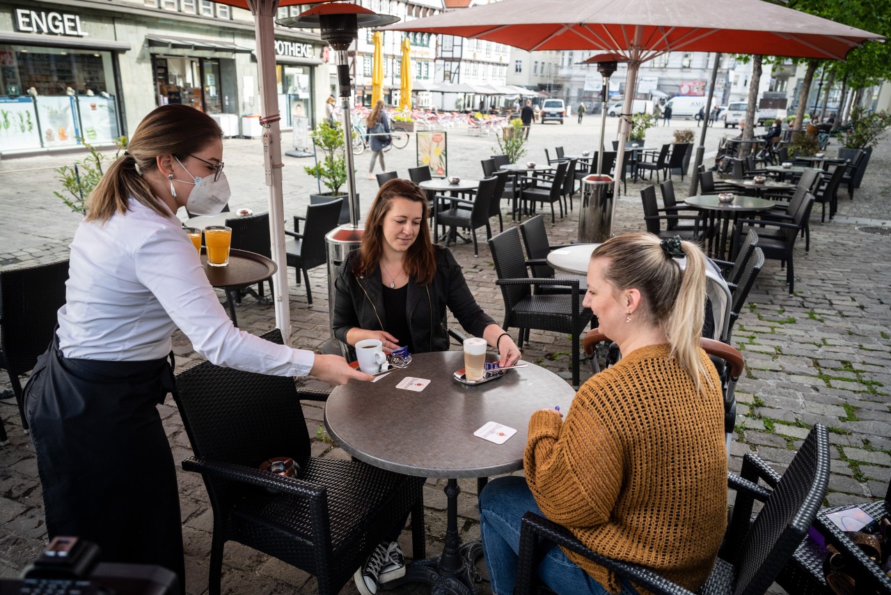 Angelique Paul-Brackelmann traf sich mit einer Freundin auf einen Kaffee.