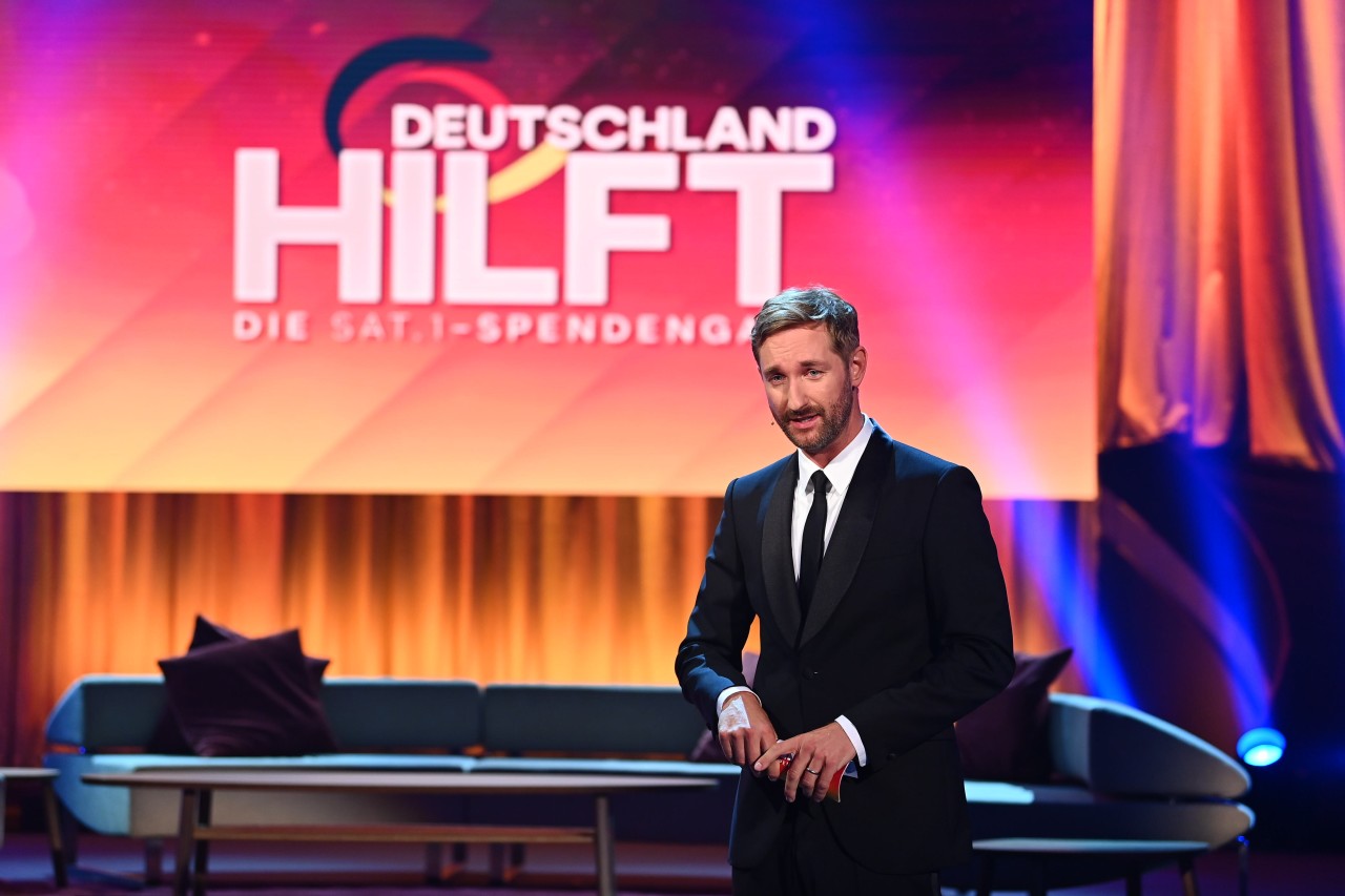 „Frühstücksfernsehen“-Moderator Daniel Boschmann schockt seine Kollegen mit einer echten Horrorgeschichte.