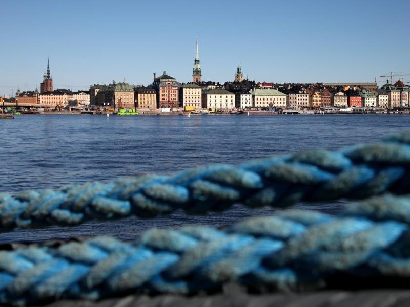 Geimpfte und genesene EU-Bürger müssen bei der Einreise nach Schweden demnächst keinen Corona-Test mehr vorweisen.