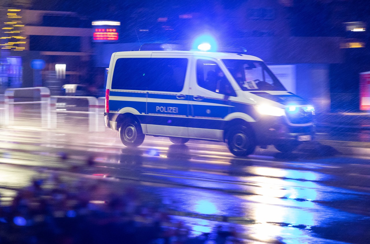 Dortmund: Die Polizei rückte nach einem Notruf nach Marten aus. (Symbolbild)