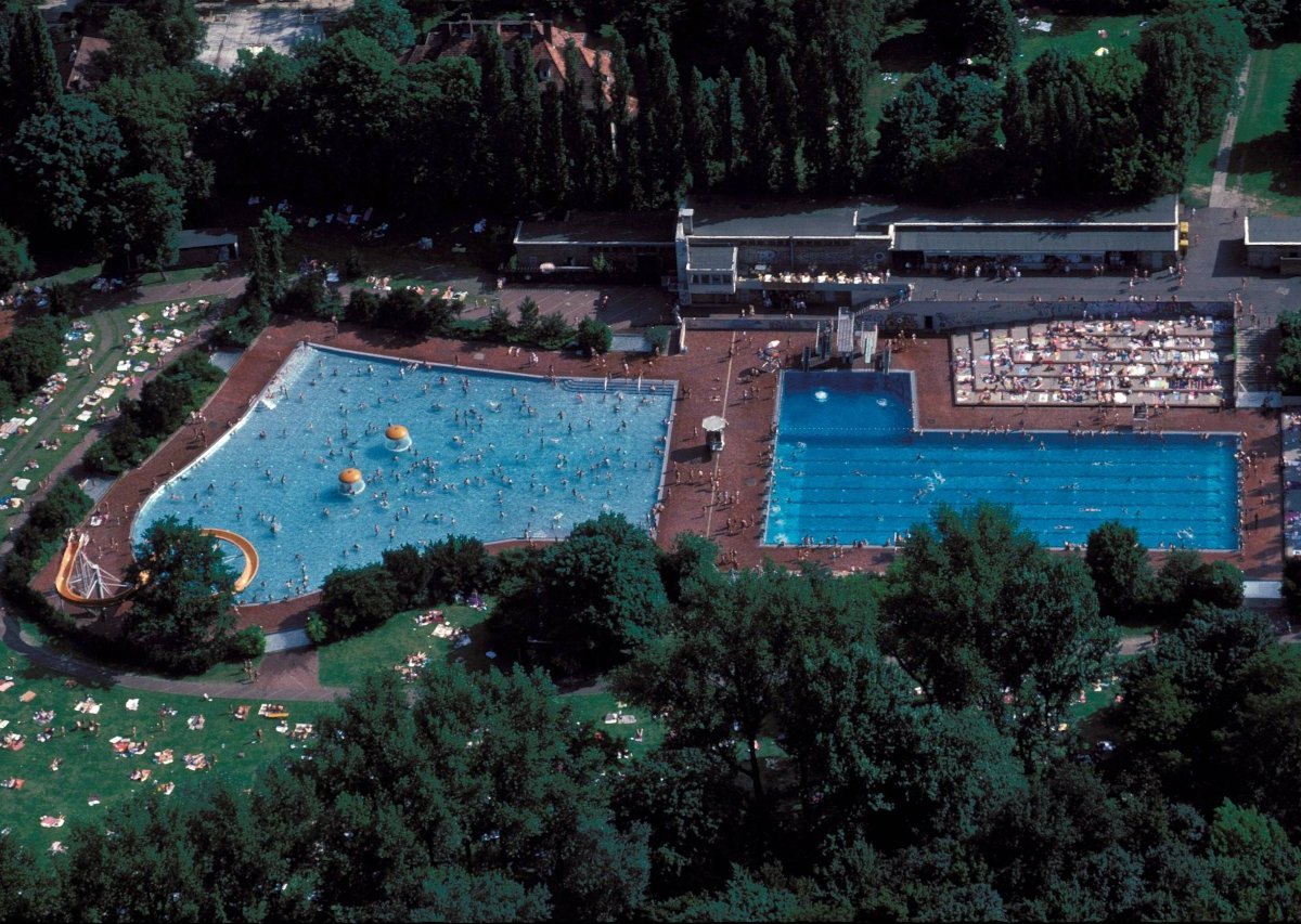 Hitze-Deutschland-Freibad_berlin