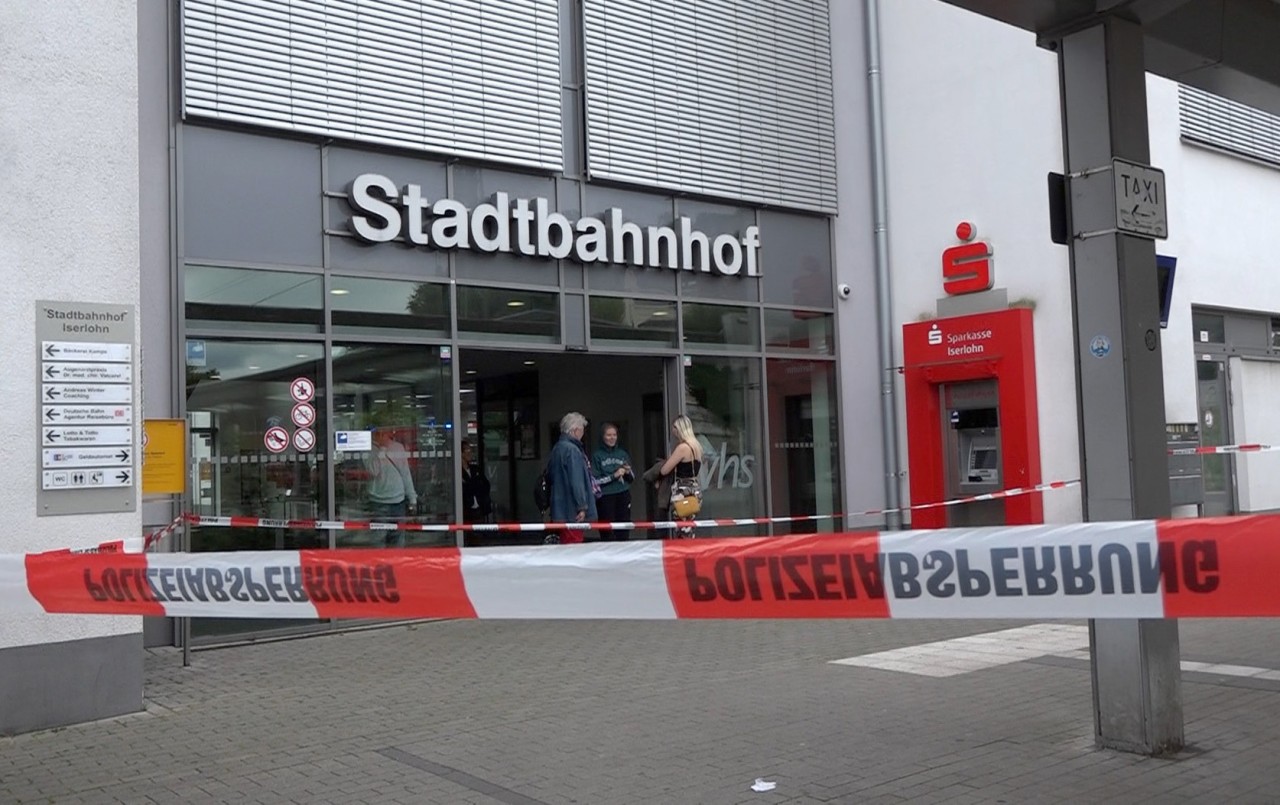 Der Bahnhof in Iserlohn war am Nachmittag gesperrt.