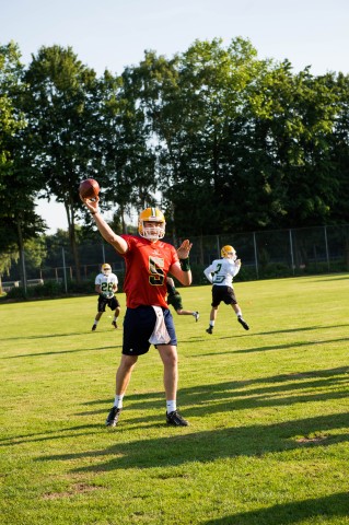 American Footballer Jan Weinreich will sich in den USA seinen Traum erfüllen.