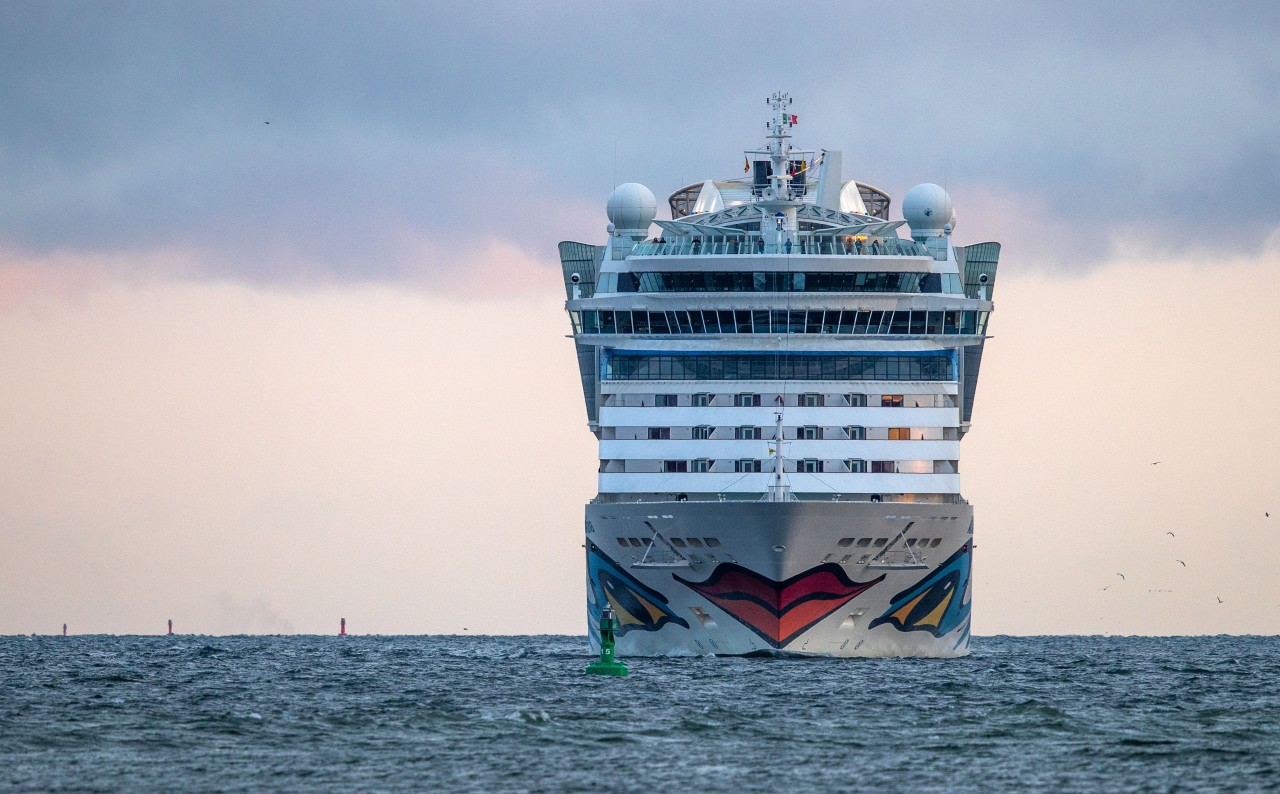 Kreuzfahrt: Viele Urlauber haben Angst, dass das Schiff ohne sie ablegen könnte. (Symbolbild)