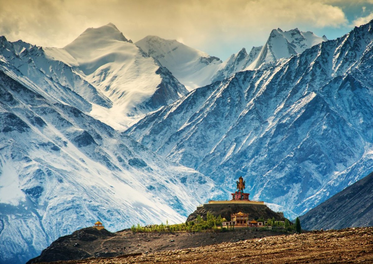 Ladakh Kloster Himalaya.jpg