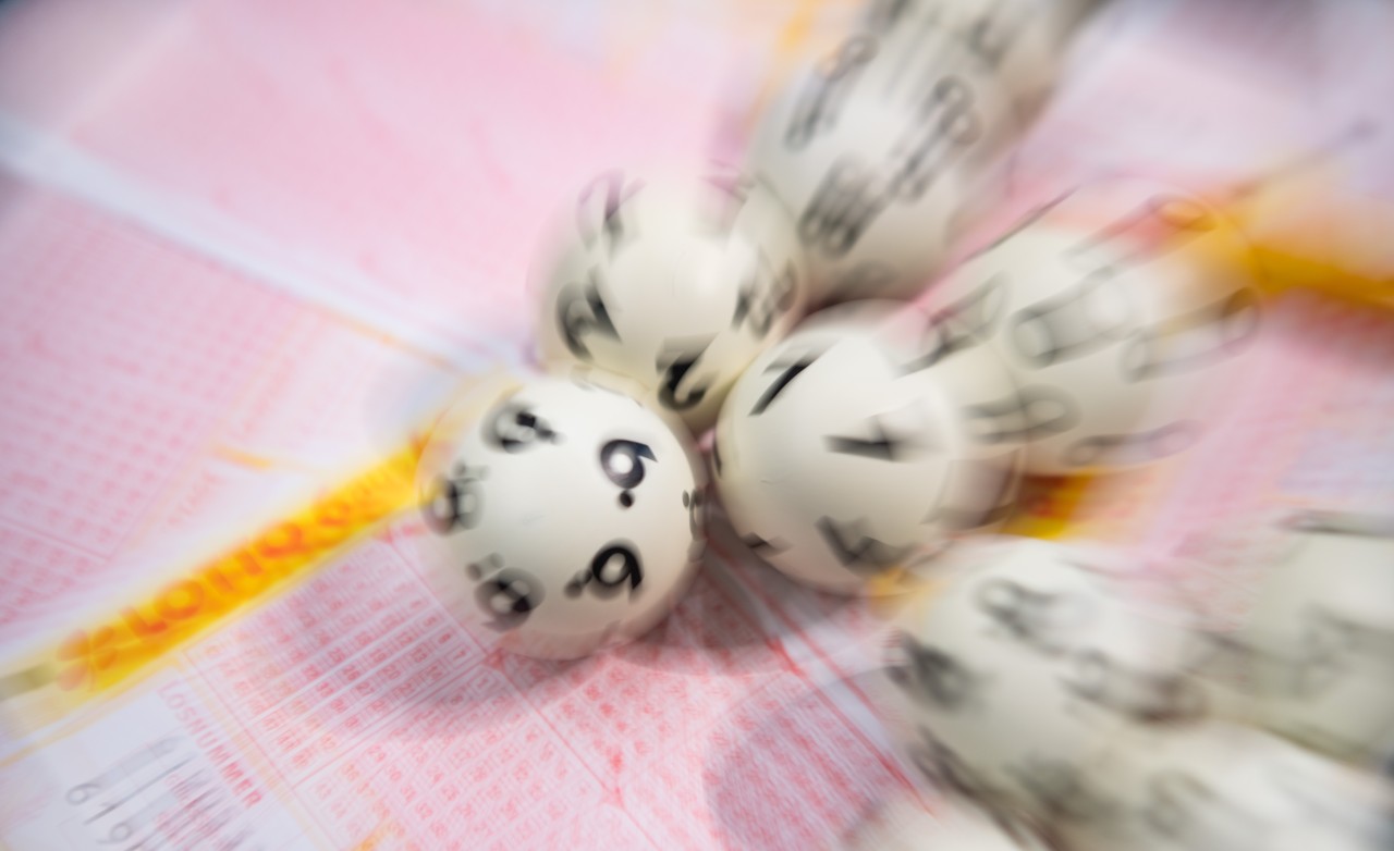 Ein geknackter Lotto-Jackpot entpuppt sich nicht für jeden Menschen als Gewinn.