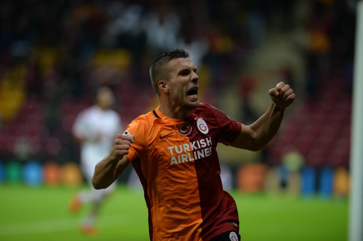 Lukas-Podolski-Galatasaray-Istanbul.jpg