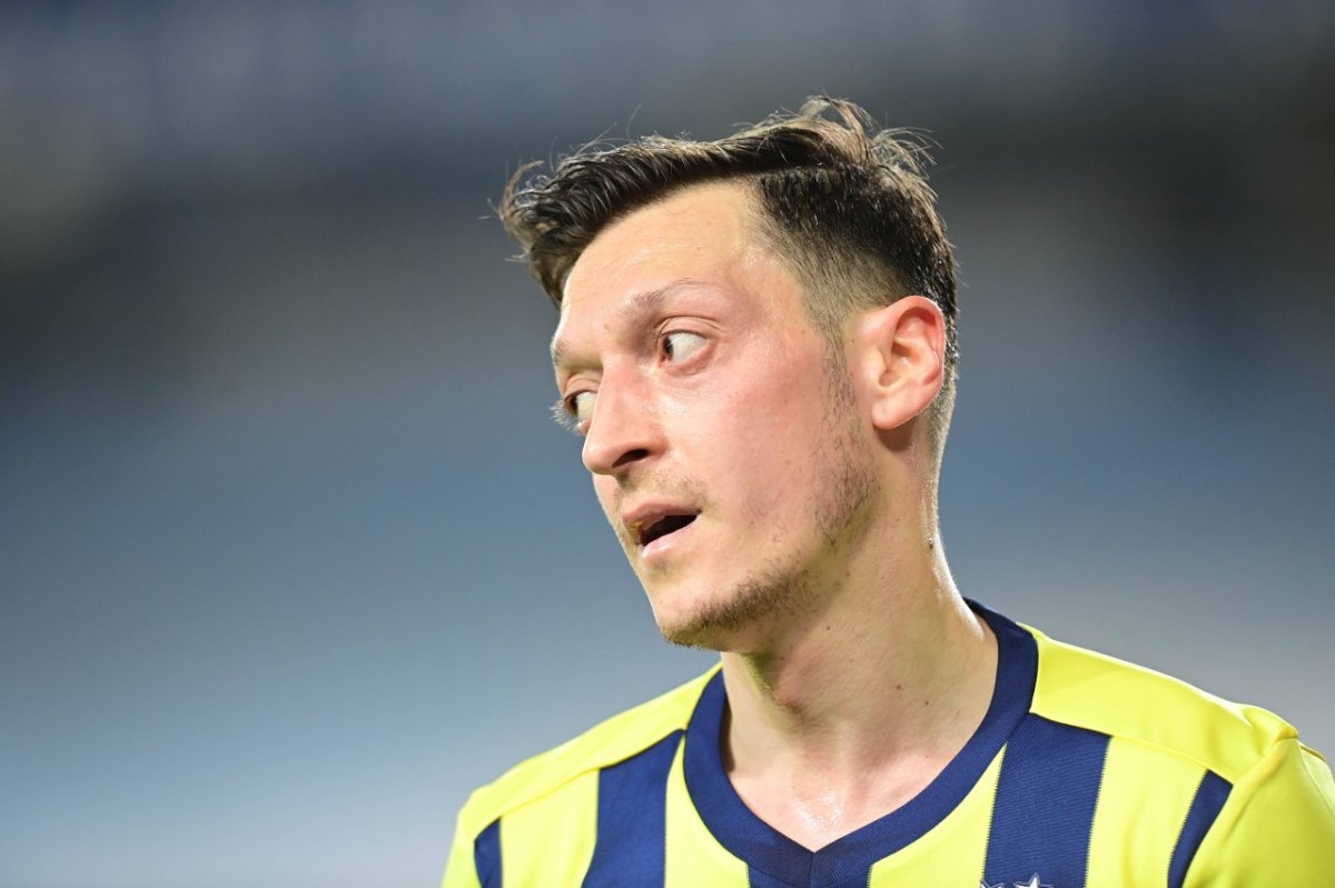 Mesut Özil