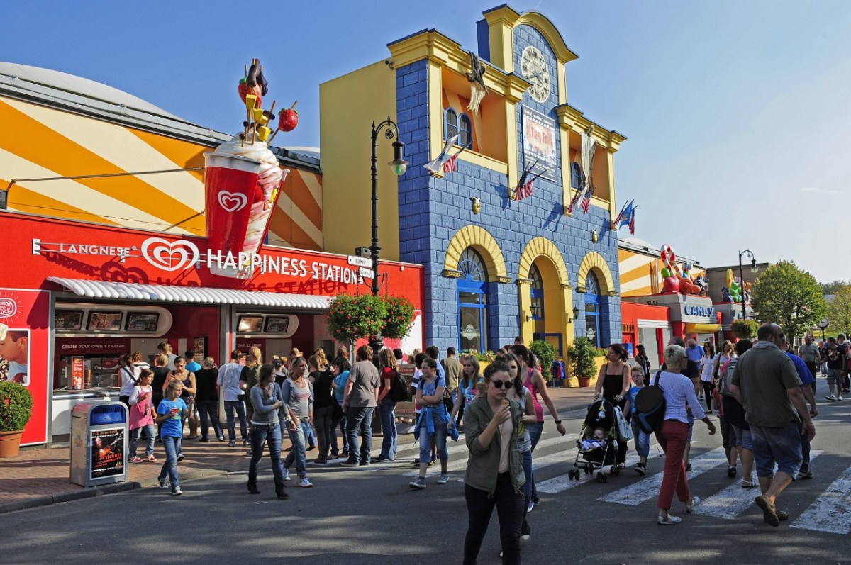 Im Movie Park stoßen Besucher jetzt schon vor Betreten des Freizeitparks an ihre Grenzen. (Archivbild)