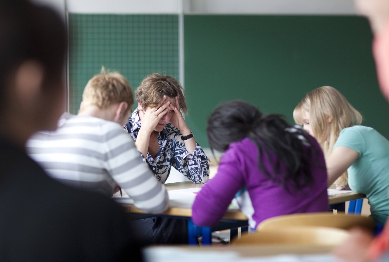 In Oberhausen soll eine Lehrerin von einem erst 13 Jahre alten Schüler geschlagen worden sein. (Symbolfoto)