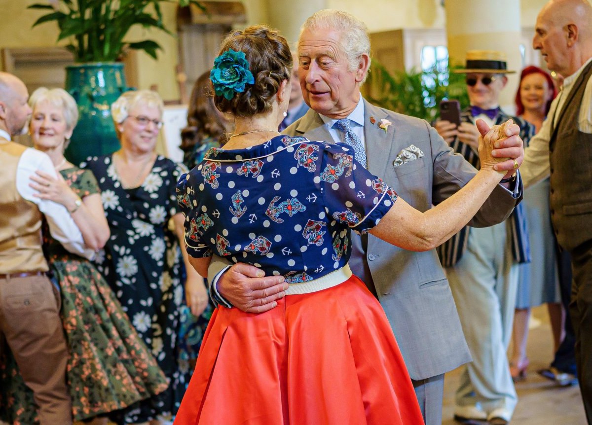 Prinz-Charles-Let's-Dance.jpg