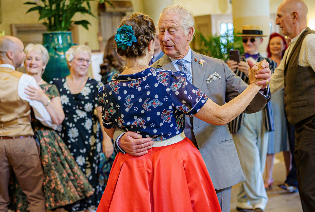 Ob Prinz Charles auch das Tanzparkett stürmen wird?