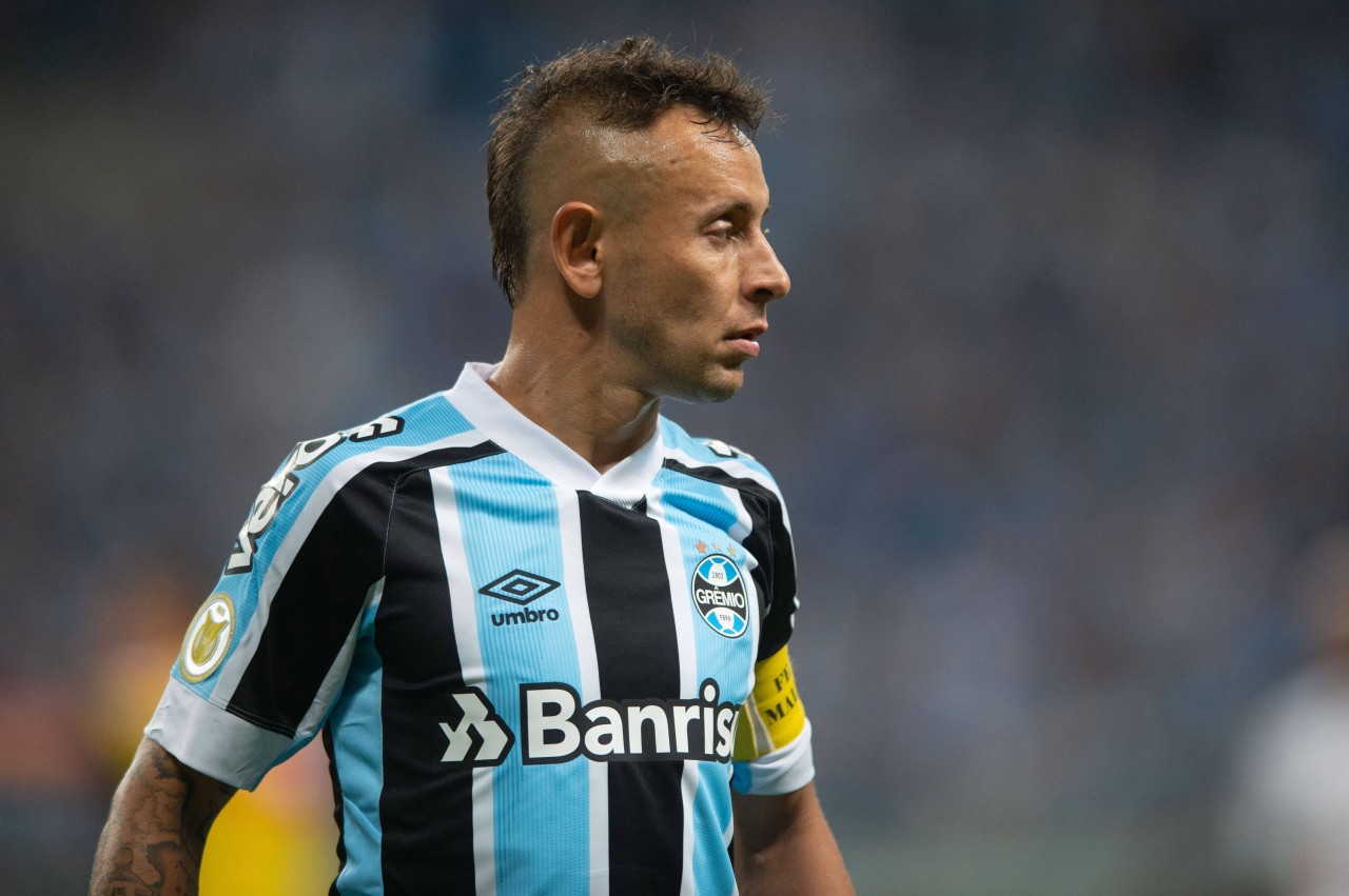 Rafinha ist mit Gremio abgestiegen.