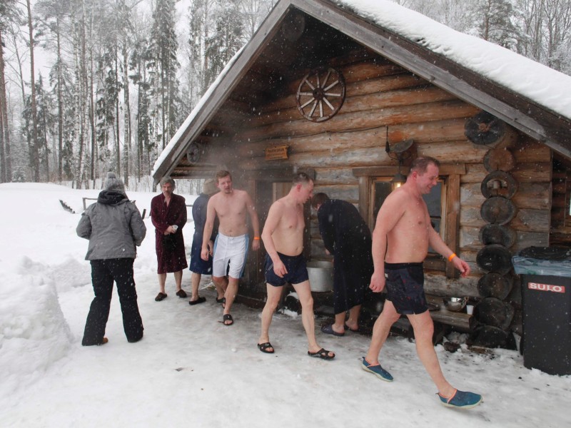 Rund 600 Menschen haben am Sonntag am vierten Europäischen Sauna-Marathon in Estland teilgenommen. 