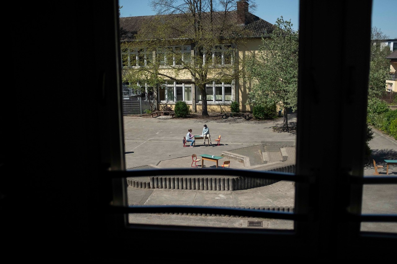 Hagen: Die Schülerin Yasmin darf nicht mehr auf dem Schulhof unterrichtet werden. (Symbolbild)