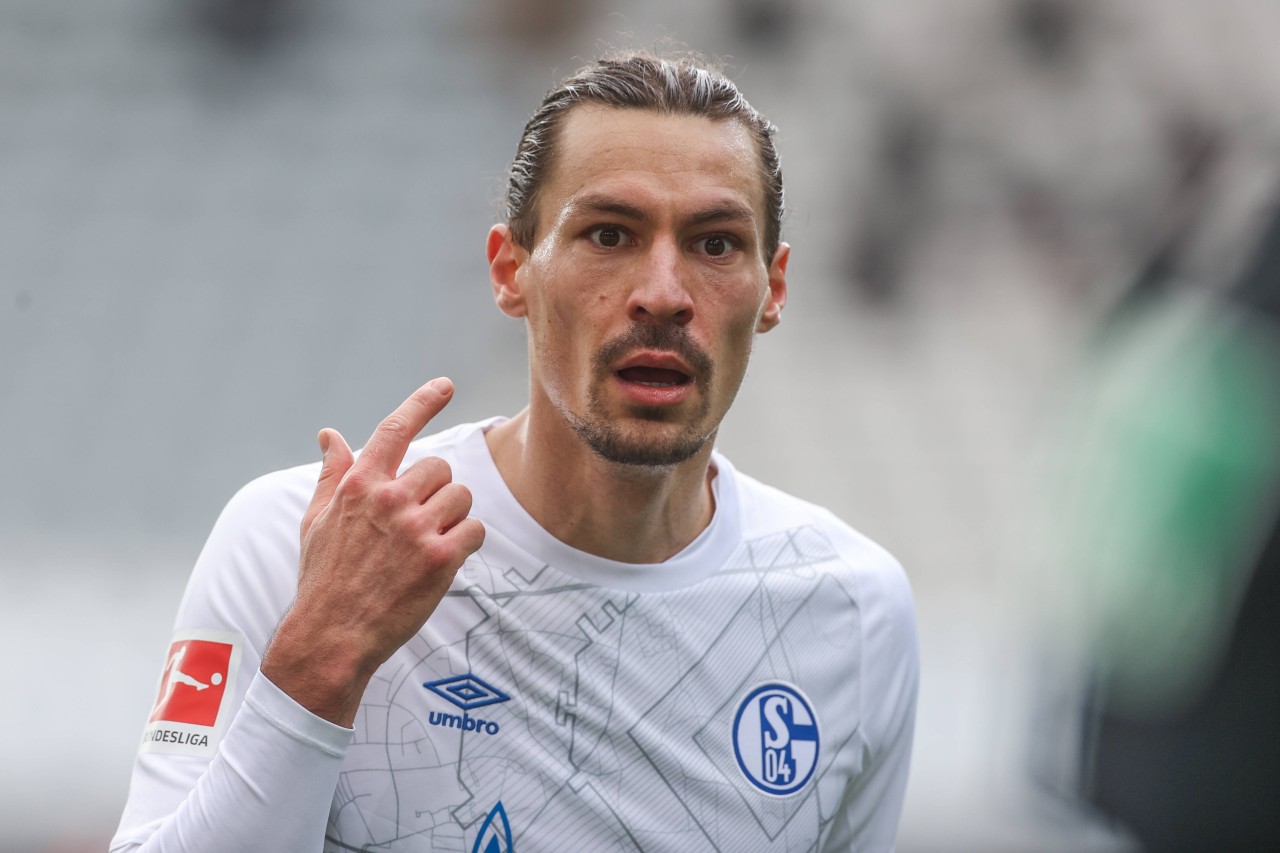 Ein Wechsel steht im Raum: Verlässt Stambouli den S04?