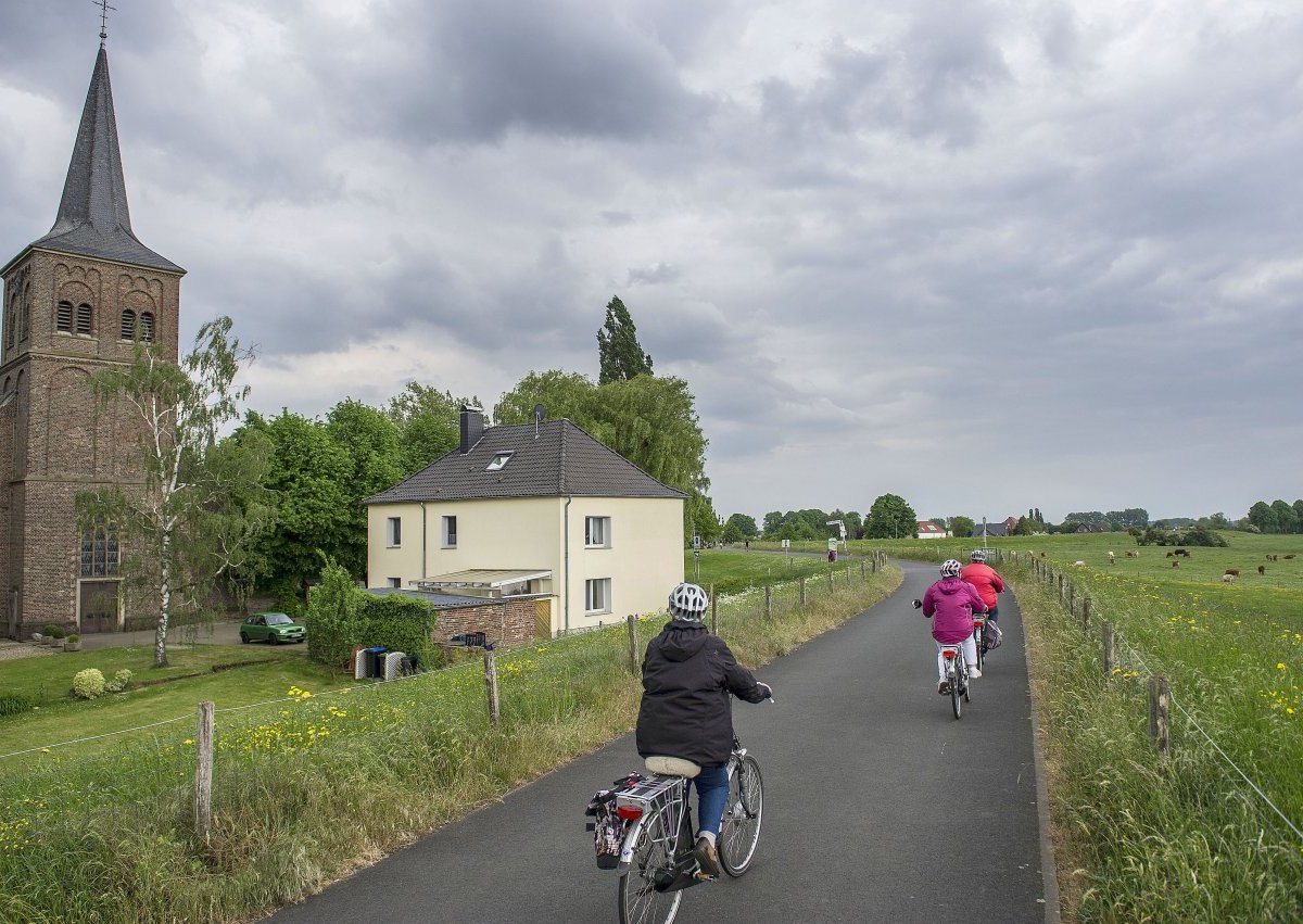 Storchenrundweg in Wesel Bislich_0.jpg