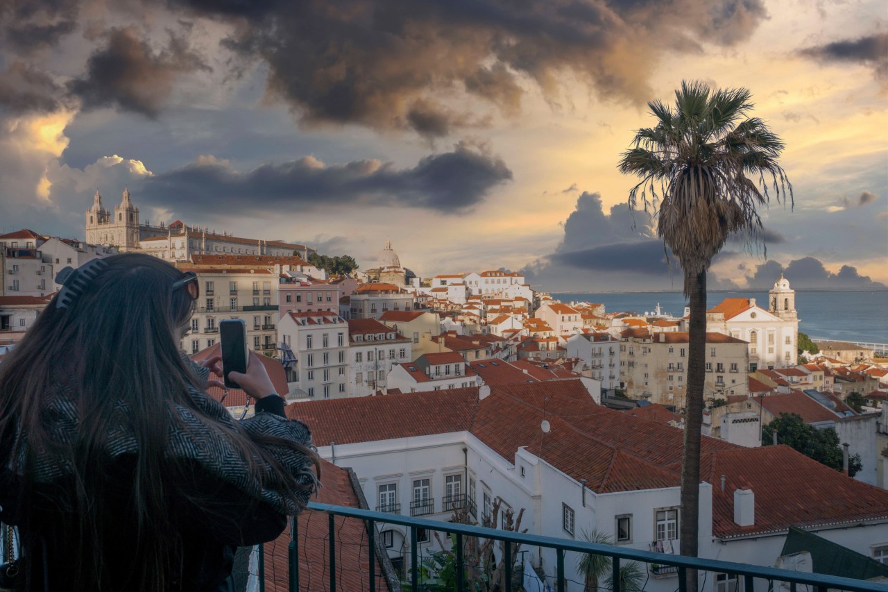 Urlaub in Portugal: Touristen haben wirklich nichts zu Lachen im Urlaub – außer sie haben ein volles Portemonnaie. (Symbolbild)