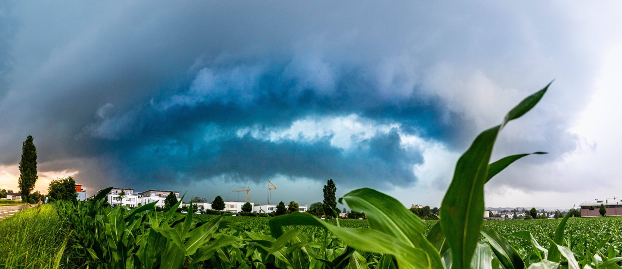 Wetter in NRW: Klärt sich es zum Wochenende wieder auf oder gibt es erneut Gewitter? HIER erfährst du es. (Symbolbild)