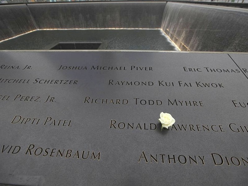 Gedenktafel im Memorial Park.