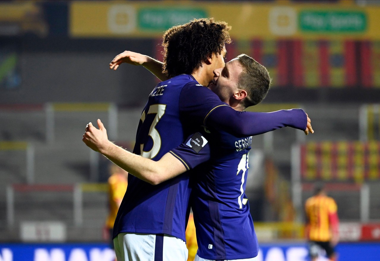 Die prägenden Figuren beim RSC Anderlecht: Sergio Gomez (r.) und Joshua Zirkzee.