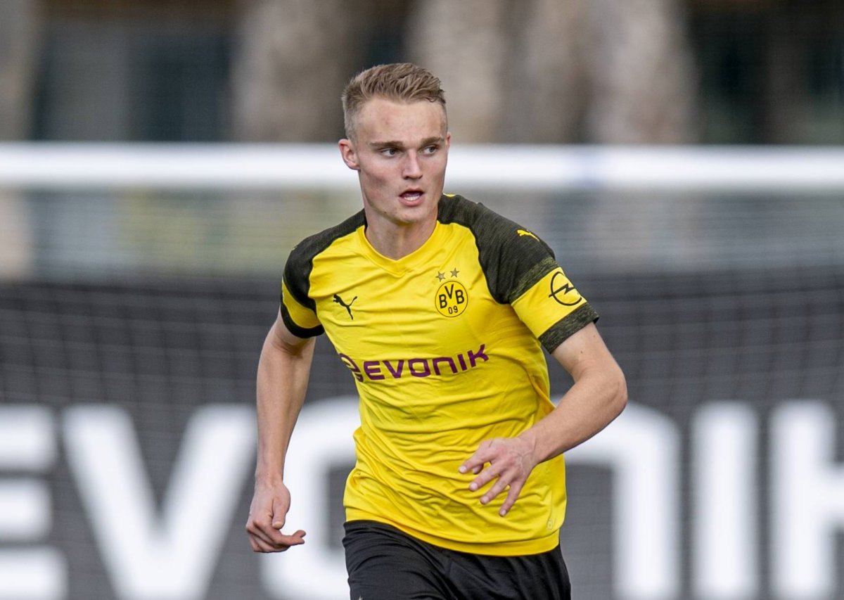 bvb-dortmund-amos-pieper