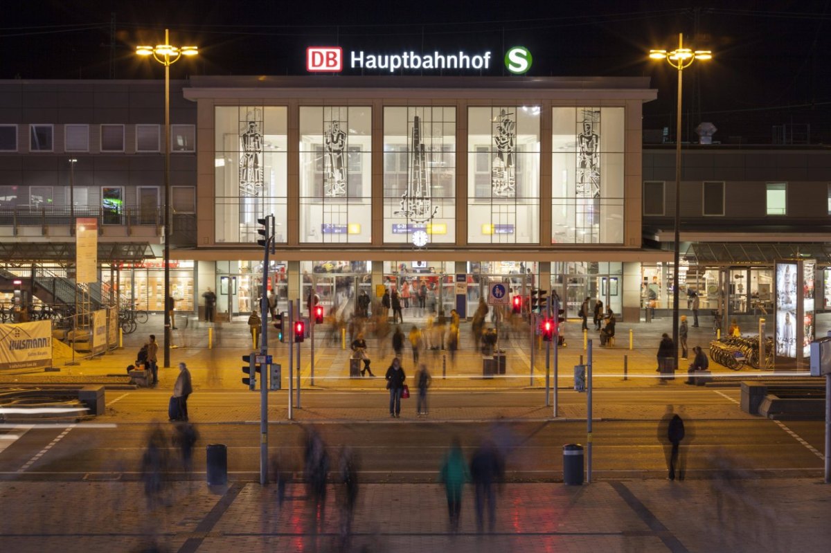 dortmund hauptbahnhof.jpg