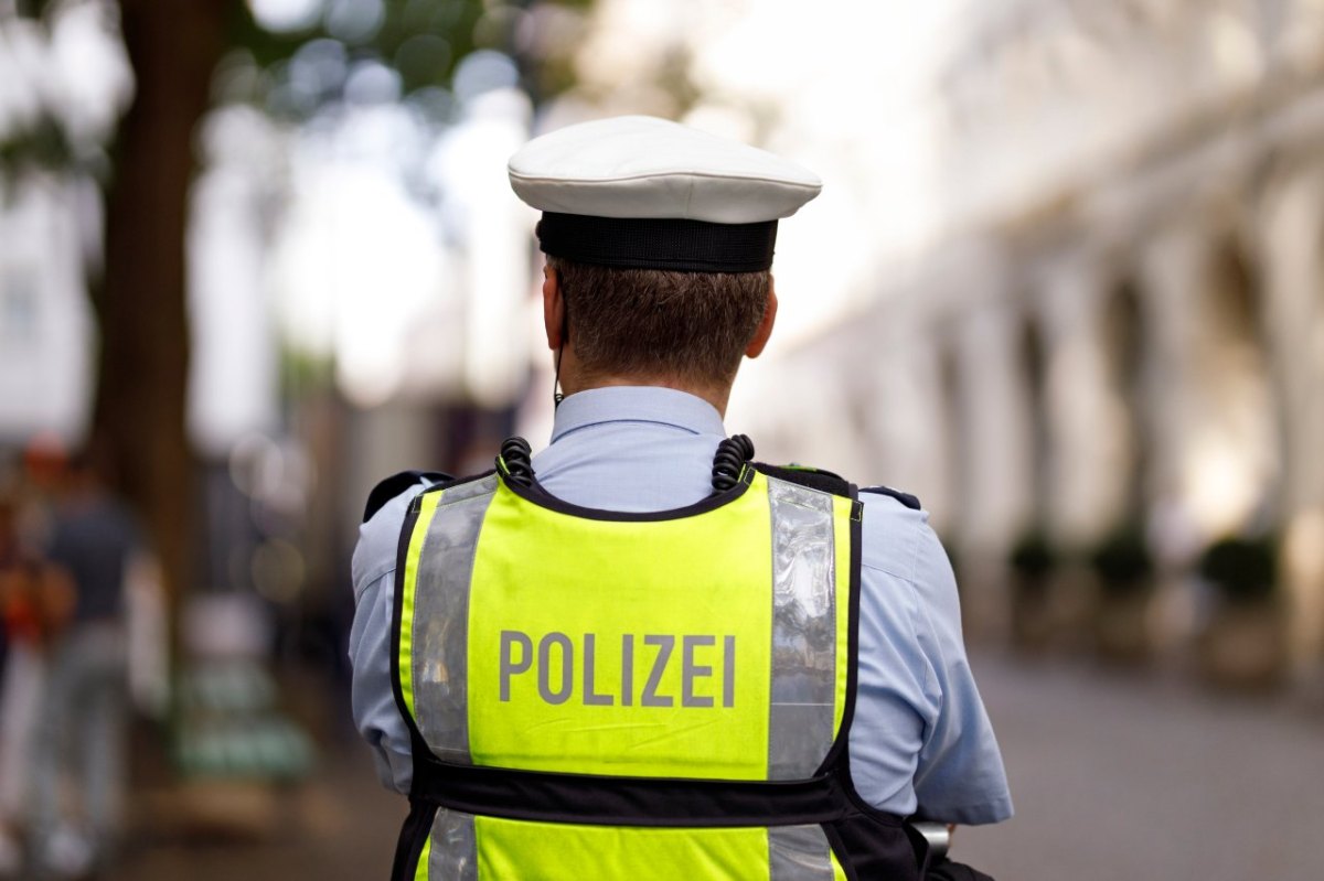 dortmund polizist.jpg