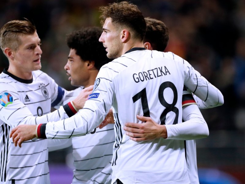 em2021-dfb.jpg
