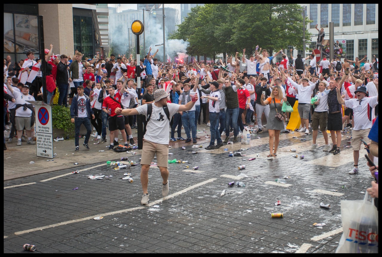 EM 2021: Italien –England im Live-Ticker: Englische Fans drehen vor dem Spiel durch.