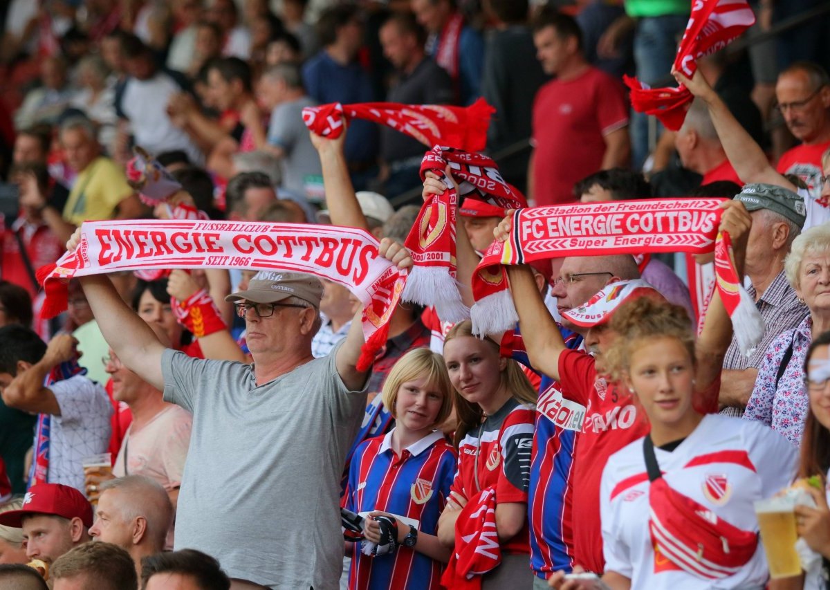 energie-cottbus-fans.jpg