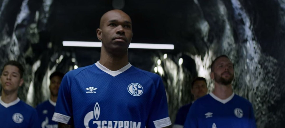 fc-schalke-04-trikot-video.JPG