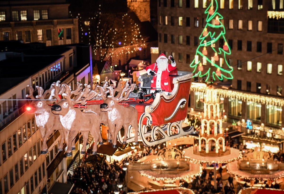 fliegender-weihnachtsmann-bochum.JPG