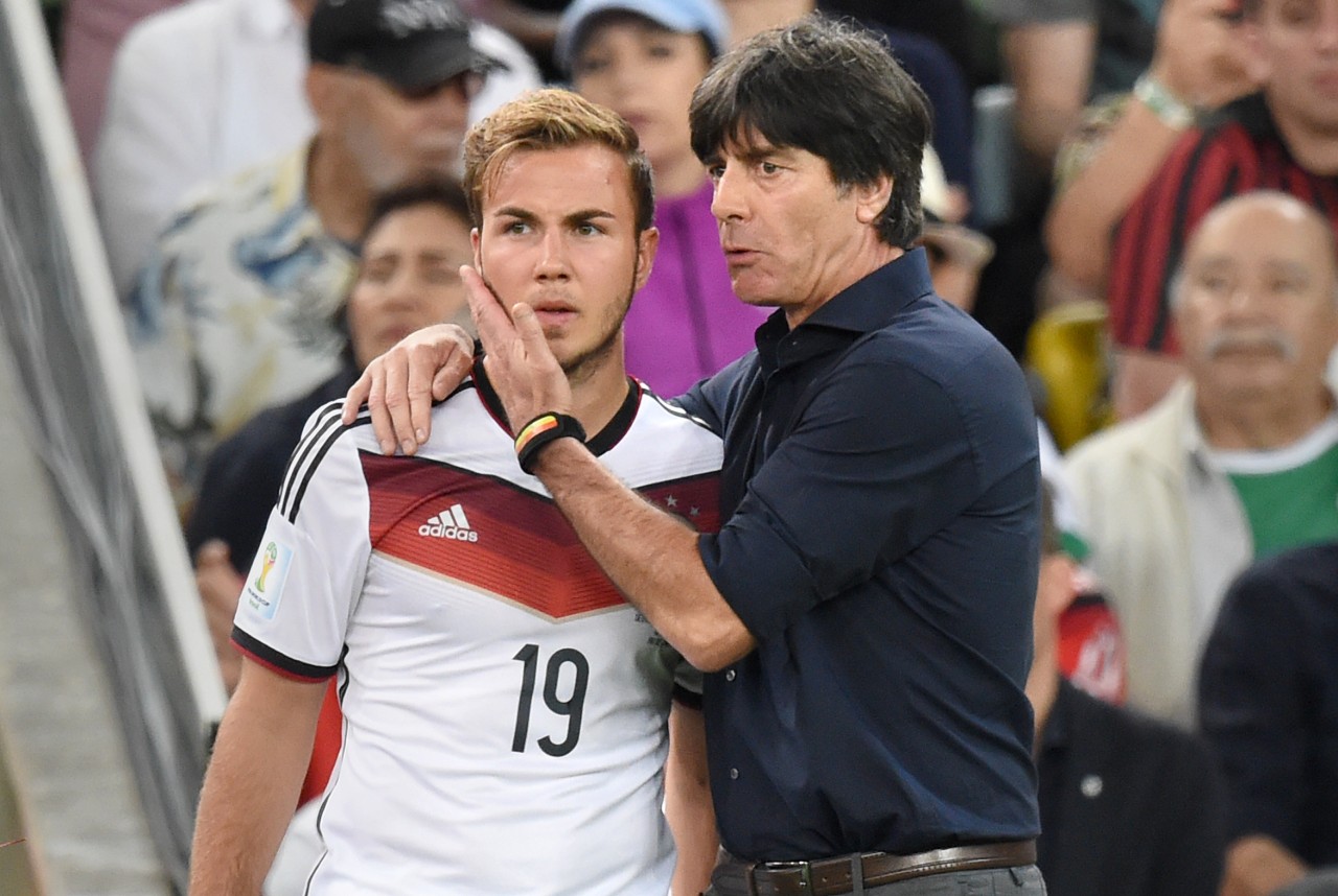 Der Moment, als Löw Götze den berühmten Satz sagte: „Zeig der Welt, dass du besser bist als Messi“