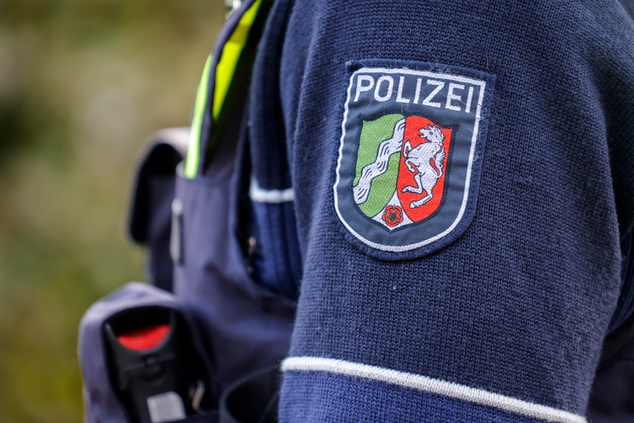 Herne: Mehrere Anwohner riefen wegen Donner-Lärms die Polizei. Als die das Problem erkannten, gab es sogar Applaus! (Symbolbild)