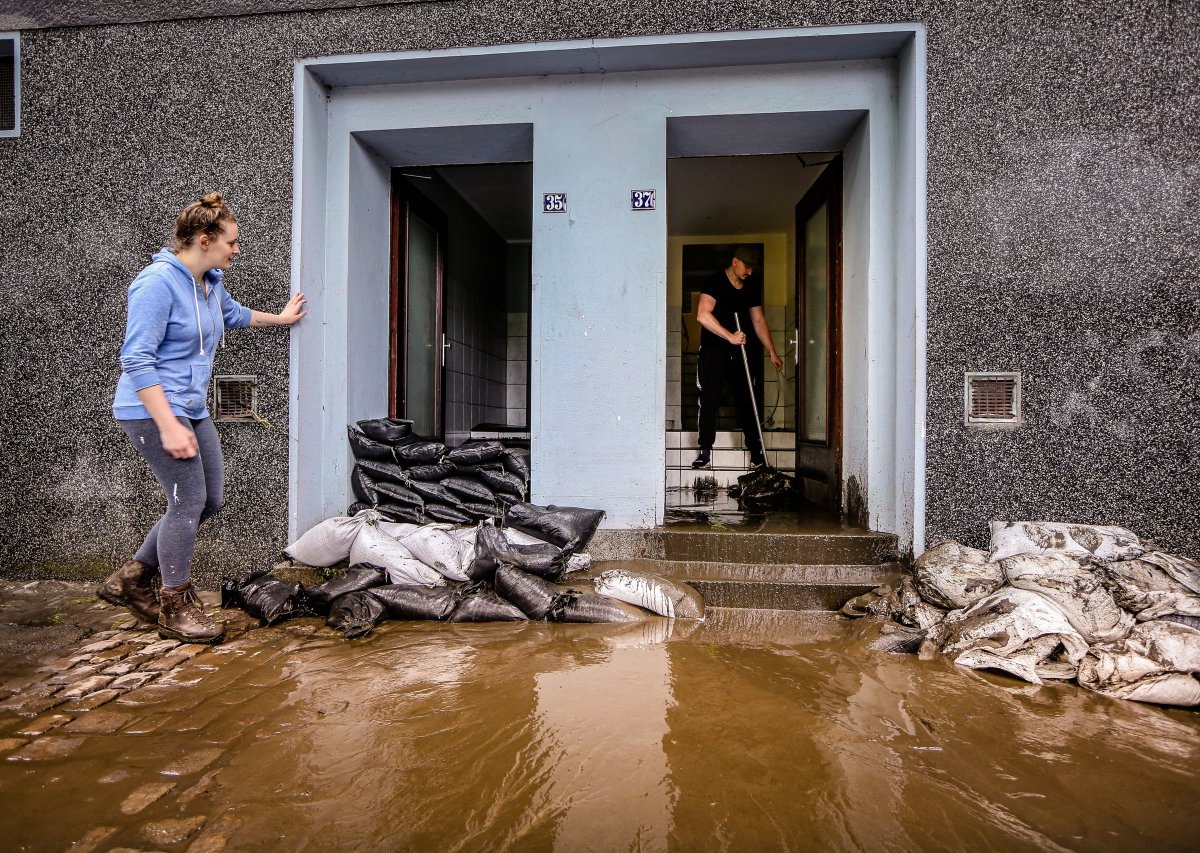 hochwasser nrw menschen.jpg